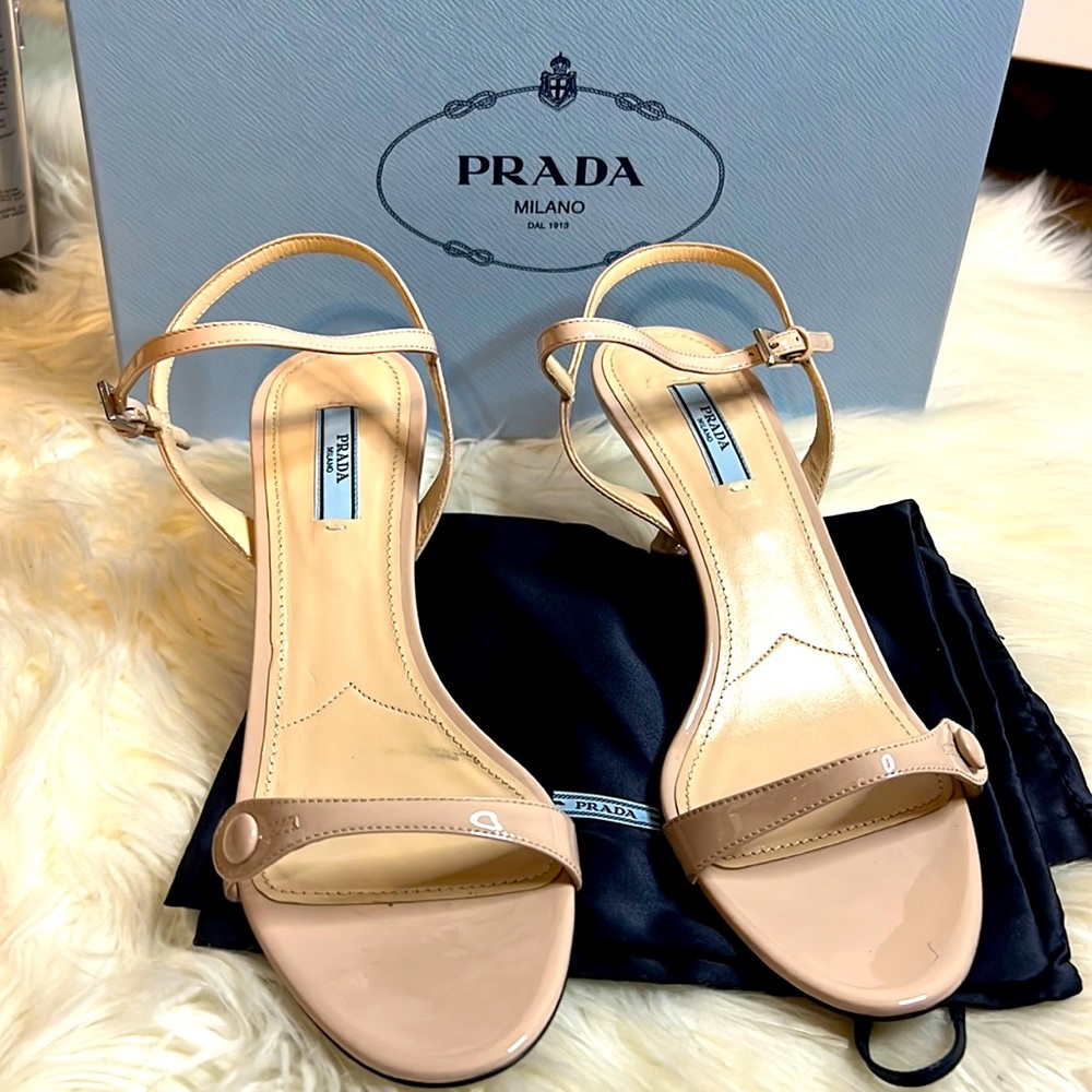 PRADA